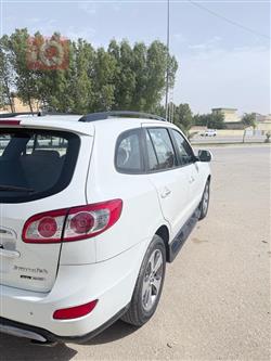 هيونداي سانتافي